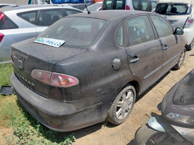 SEAT CORDOBA BERLINA (6L2)