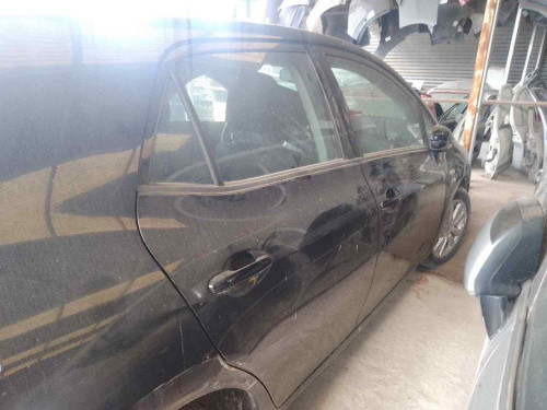 PUERTA TRASERA DERECHA TOYOTA AURIS (E15) 
