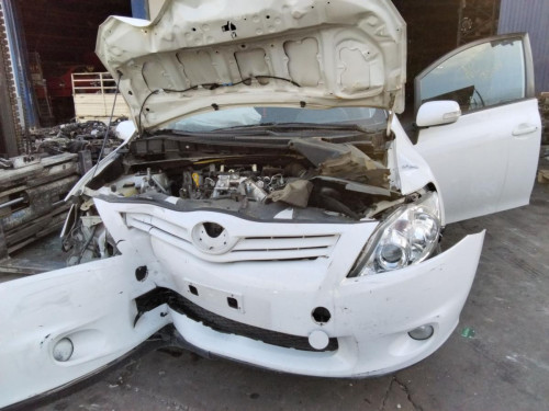  TOYOTA AURIS (E18) 