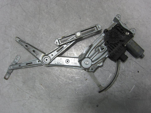  ELEVALUNAS DELANTERO IZQUIERDO Opel ZAFIRA A 