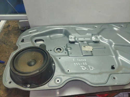 ELEVALUNAS DELANTERO DERECHO FORD FOCUS BERLINA (CAP) 