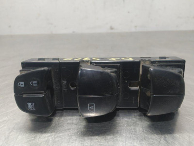 MANDO ELEVALUNAS DELANTERO IZQUIERDO, NISSAN, JUKE (F15E)