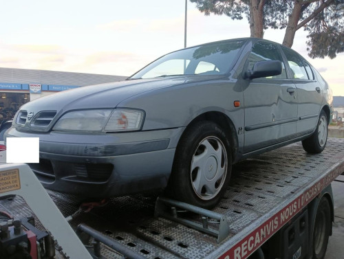 NISSAN PRIMERA BERLINA (P11) — vehículo donante para recambios 