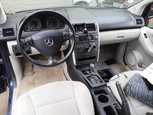  MERCEDES-BENZ CLASE A (BM 169) 