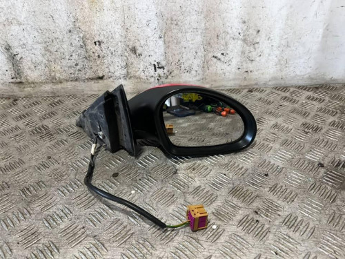 RETROVISOR DERECHO 