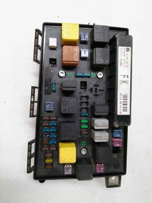 CAJA RELES / FUSIBLES, Renault, KANGOO I (F/KC0)