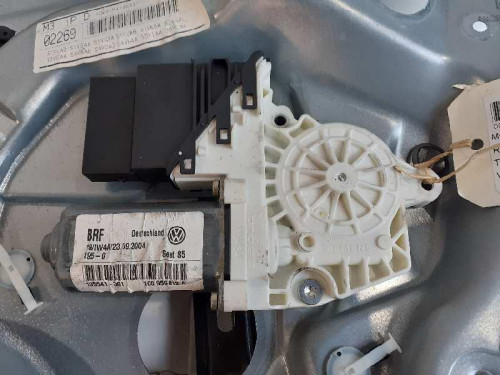  MOTOR ELEVALUNAS TRASERO DERECHO SEAT LEON (1M1) 
