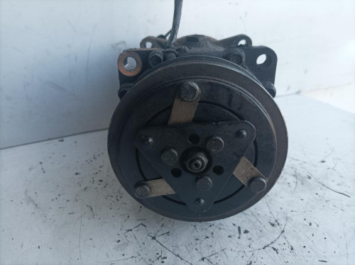  COMPRESOR AIRE ACONDICIONADO 