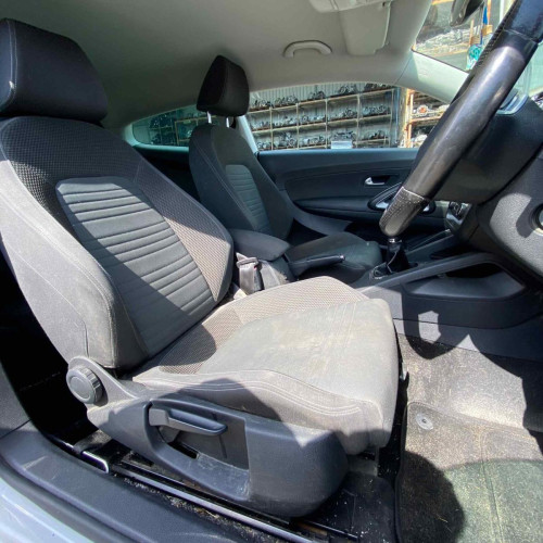 VOLKSWAGEN SCIROCCO (137) used