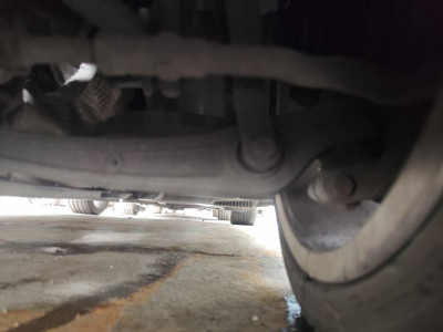 BRAZO SUSPENSION DELANTERO IZQUIERDO