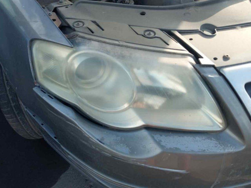  FARO DERECHO VOLKSWAGEN PASSAT BERLINA (3C2) 