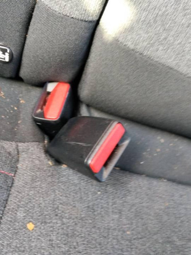 ENGANCHE CINTURON TRASERO DERECHO CITROEN C3 