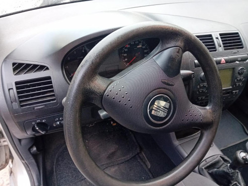 SEAT IBIZA (6K1) — автомобиль-донор на запчасти 