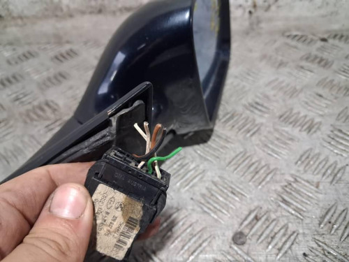 RETROVISOR DERECHO 