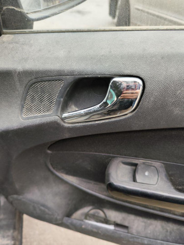 MANETA INTERIOR DELANTERA DERECHA Opel CORSA D 