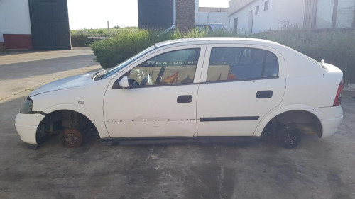 Opel Astra G Berlina (1998->) — автомобиль-донор на запчасти 
