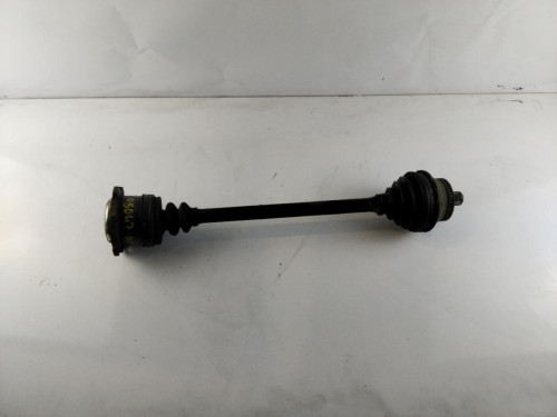 TRANSMISION DELANTERA DERECHA Skoda SUPERB (3U4) 