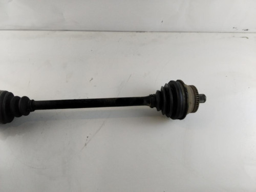 TRANSMISION DELANTERA DERECHA Skoda SUPERB (3U4) 