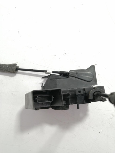 CERRADURA PUERTA TRASERA IZQUIERDA Renault MEGANE IV SPORT TOURER 