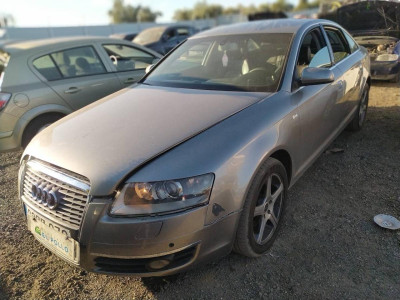 AUDI A6 BERLINA (4F2)