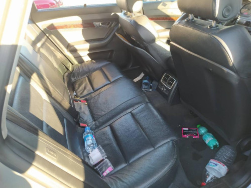  AUDI A6 BERLINA (4F2) 