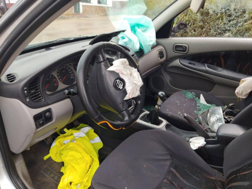  Nissan Almera (N16/E)(01.2000->) SIN IDENTIFICAR 