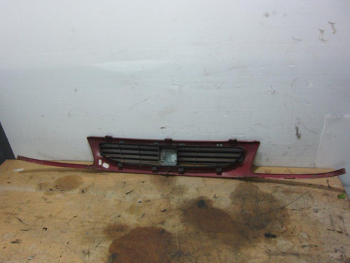  REJILLA DELANTERA SEAT IBIZA (6K1) 