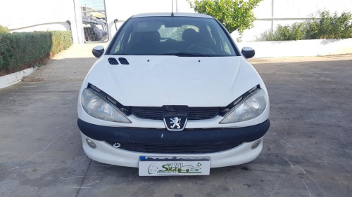Peugeot 206 (1998->) — vehículo donante para recambios 