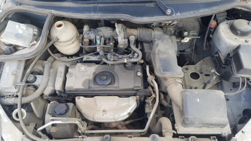 Peugeot 206 (1998->) — vehículo donante para recambios 