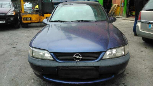  OPEL VECTRA B BERLINA 