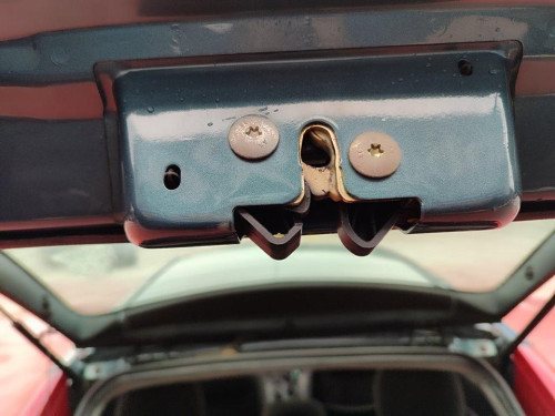  FORD FOCUS BERLINA (CAK) 