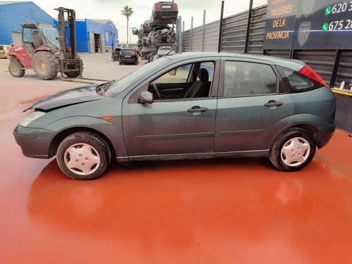 FORD FOCUS BERLINA (CAK) — автомобиль-донор на запчасти 
