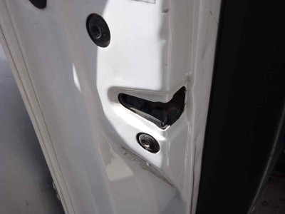 CERRADURA PUERTA DELANTERA IZQUIERDA