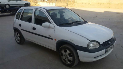 OPEL CORSA B
