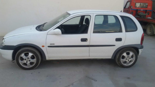 OPEL CORSA B — автомобиль-донор на запчасти 