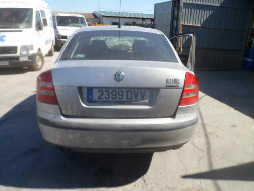  SKODA OCTAVIA BERLINA (1Z3) 