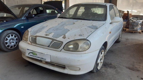  DAEWOO LANOS 
