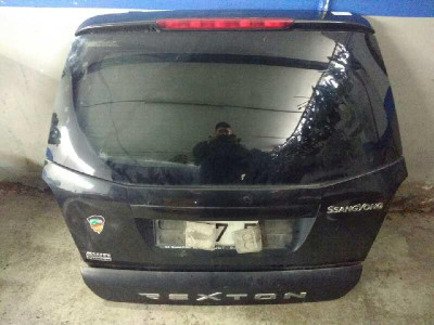 PORTON TRASERO, SSANGYONG, REXTON
