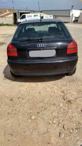 AUDI A3 (8L) — vehículo donante para recambios 