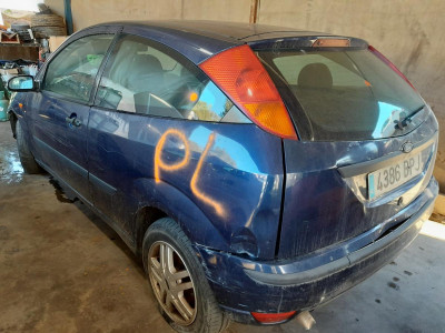 FORD FOCUS BERLINA (CAK)