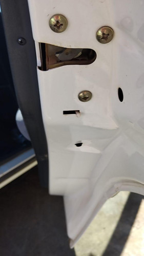 CERRADURA PUERTA TRASERA DERECHA Ford Escort Berl./Turnier (1995->) Ford Escort Berl./Turnier (1995->) 