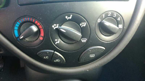  FORD FOCUS BERLINA (CAK) 