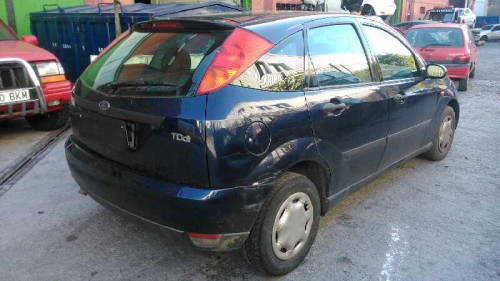  FORD FOCUS BERLINA (CAK) 