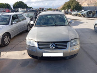 VOLKSWAGEN PASSAT BERLINA (3B3)