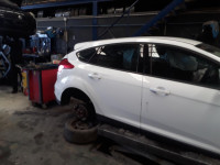 FORD FOCUS BERLINA (CGE)
