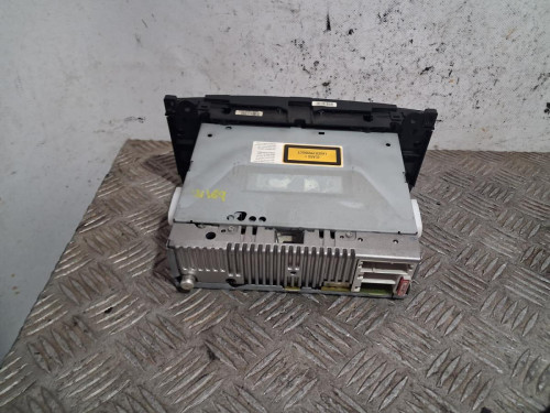 SISTEMA AUDIO / RADIO CD 