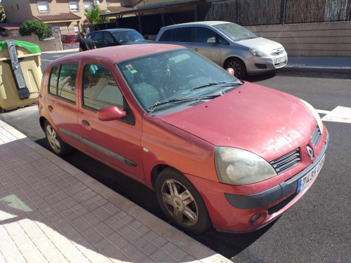 RENAULT CLIO II FASE II (B/CB0) — vehículo donante para recambios 