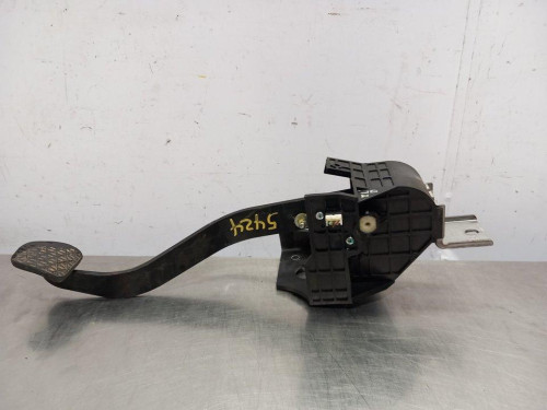  PEDAL EMBRAGUE SSANGYONG TIVOLI 