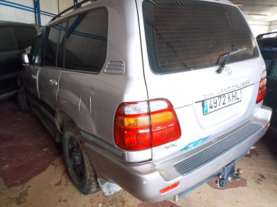 TOYOTA LAND CRUISER (J10)