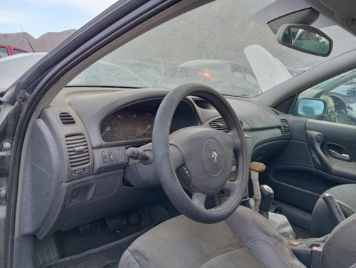  RENAULT LAGUNA II (BG0) 